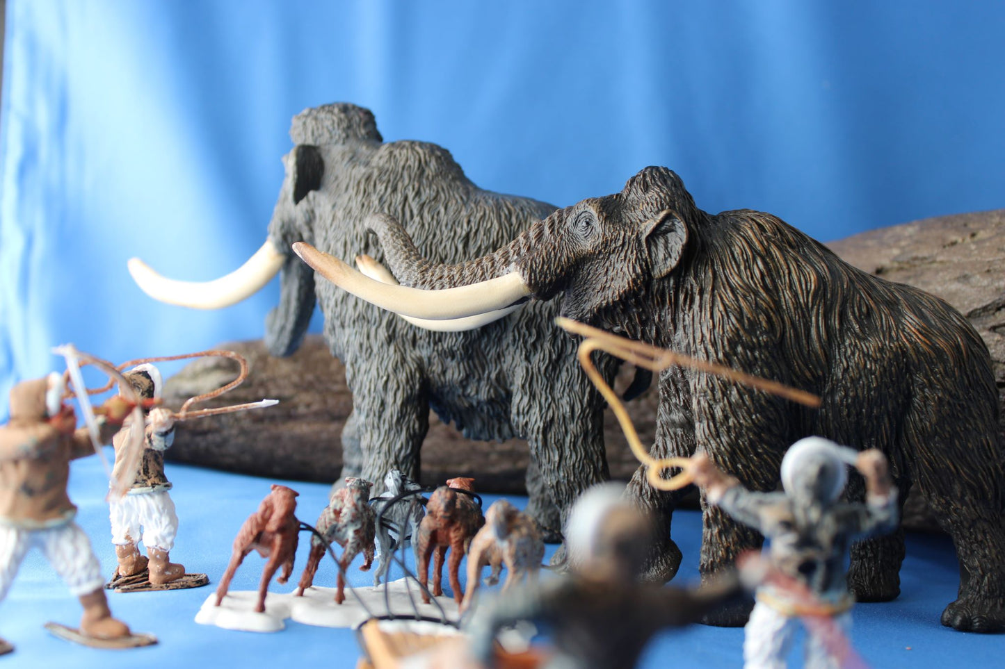 eskimo and mammoth model figures real tusk